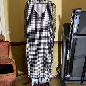 SHEIN Monochrome Houndstooth Dress with Sheer Sleeves 4XL